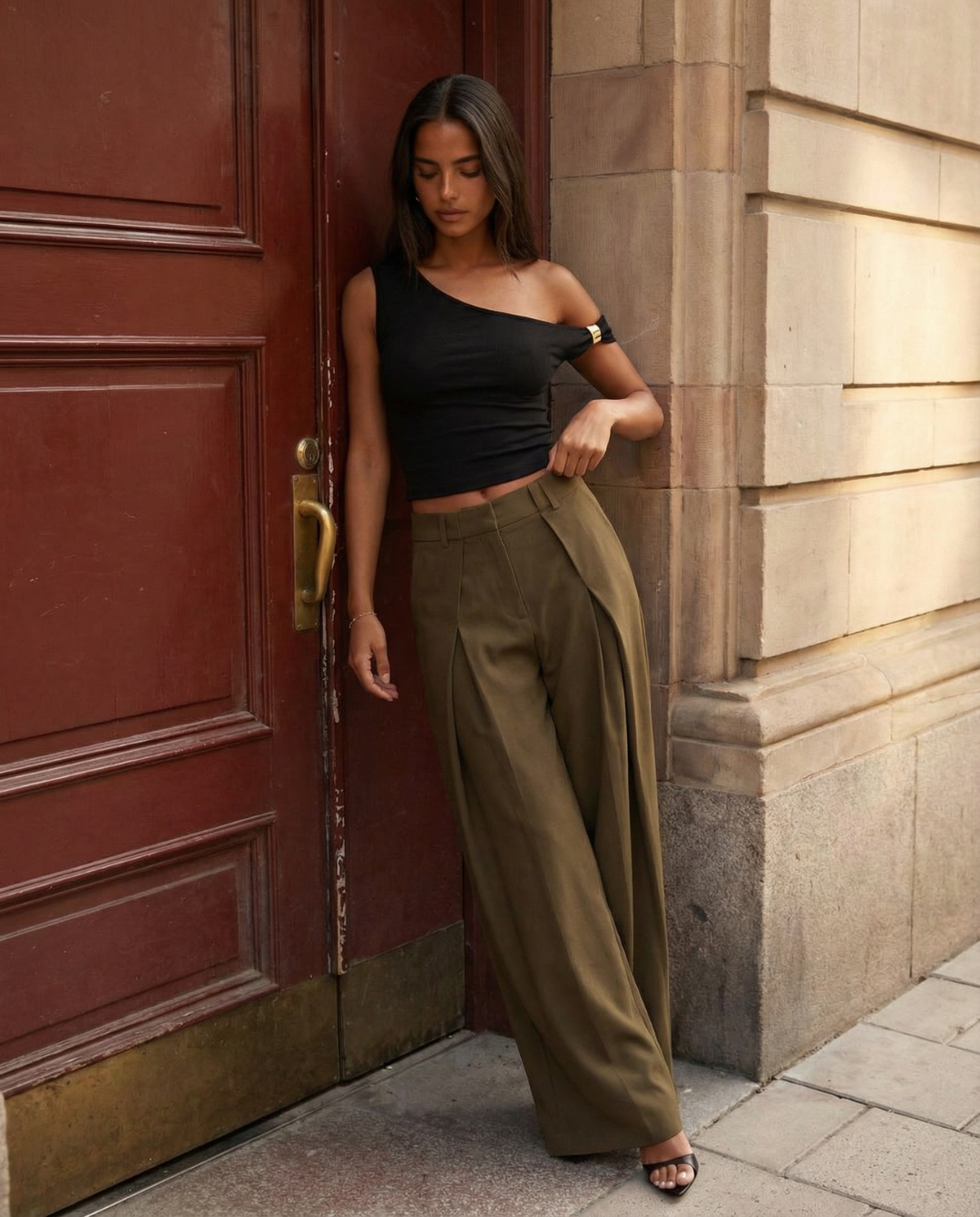Women's Wide-Leg Pants – High-Waisted, Deep-Pleated