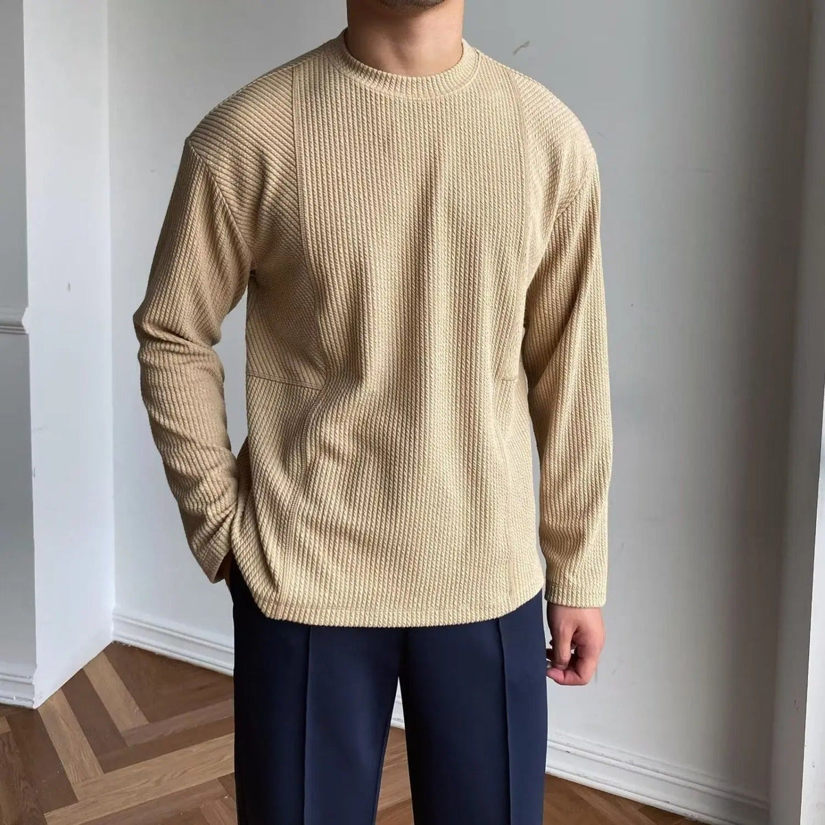 Men's Textured Long Sleeve Crewneck Sweater
