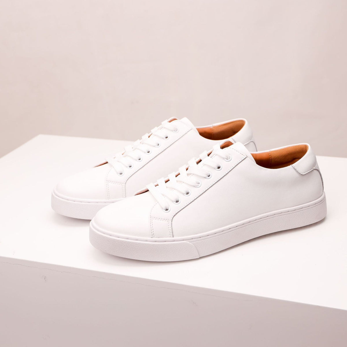Men's Low-Top Lace-Up Sneakers with Flat Sole