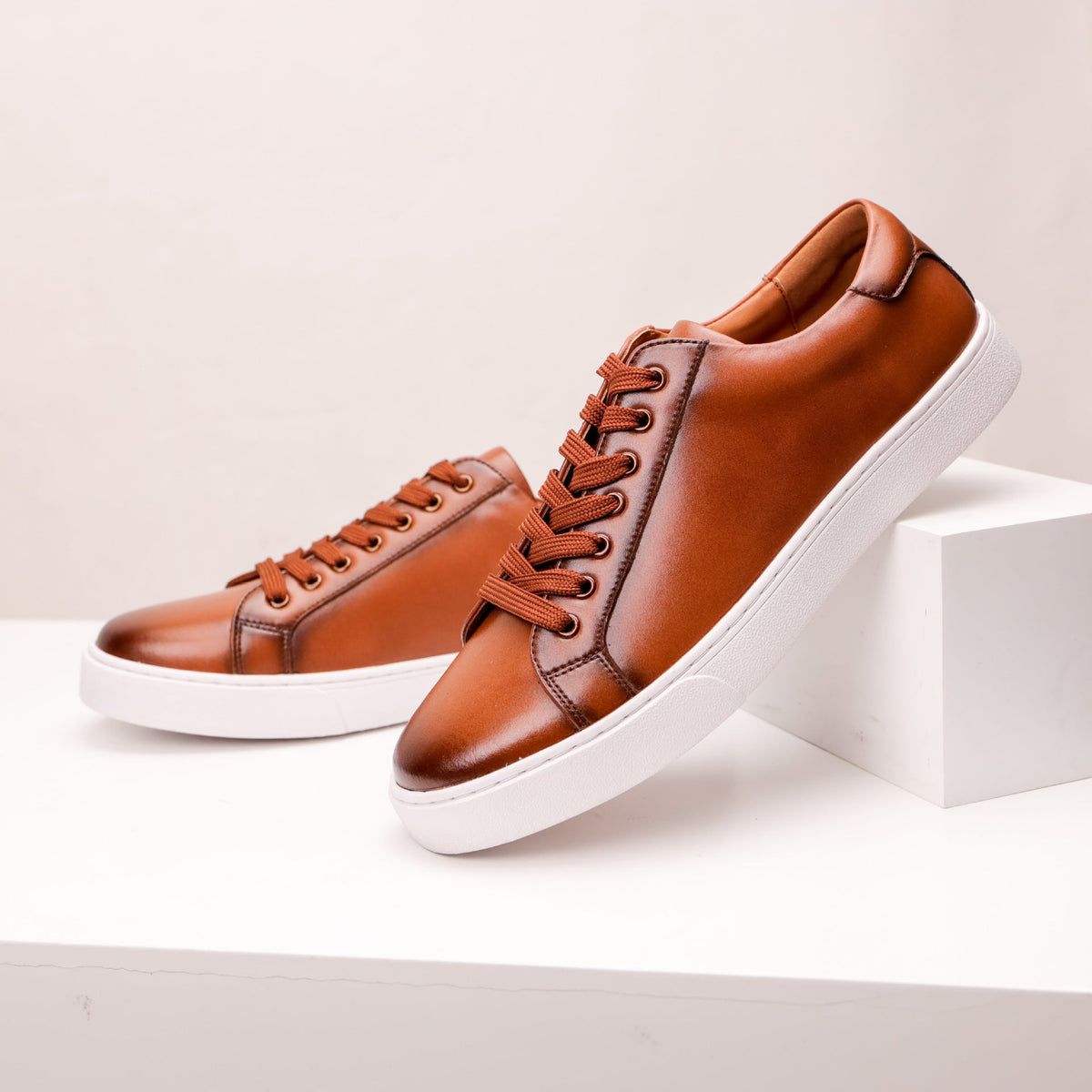 Men's Low-Top Lace-Up Sneakers with Flat Sole